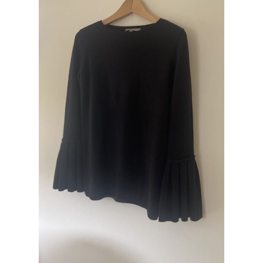 Neiman Marcus 100% Cashmere Bell Sleeve Sweater Size XS Black Knit Pullover